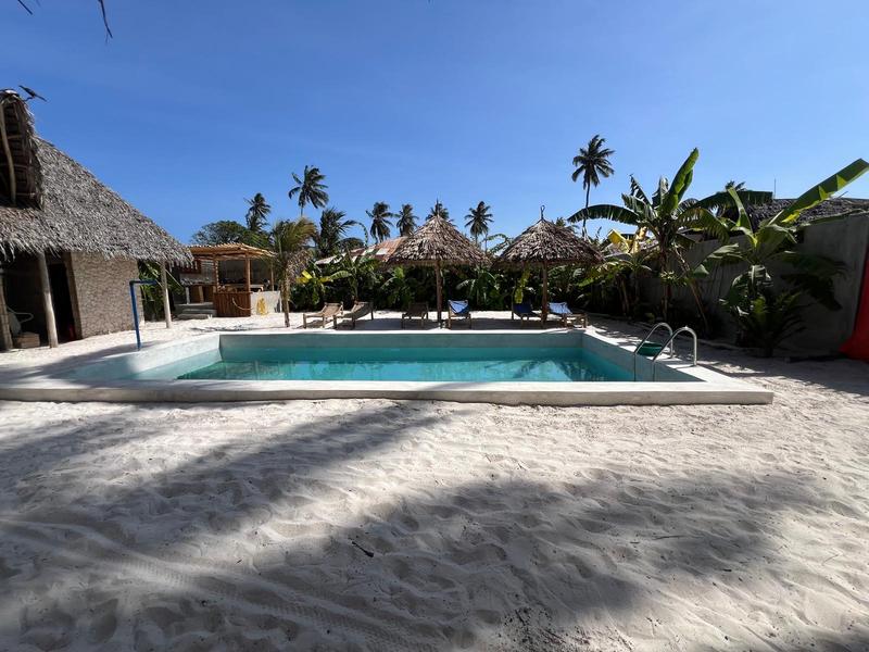 Private pool